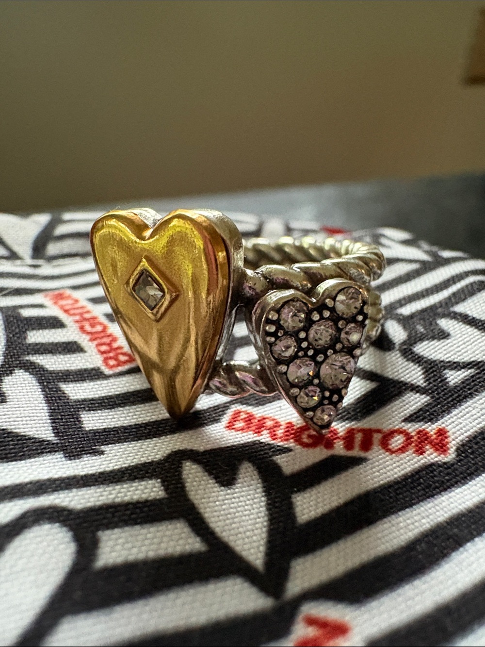 Brighton Gold and Silver Heart Ring. Size 7 - Picture 5 of 5